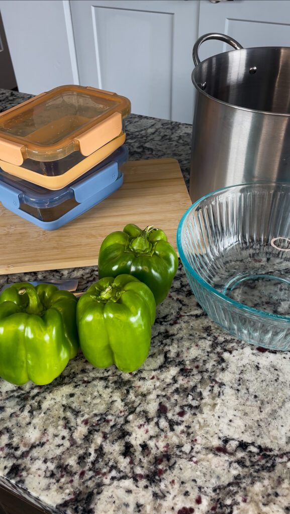Supplies to freeze green bell peppers
